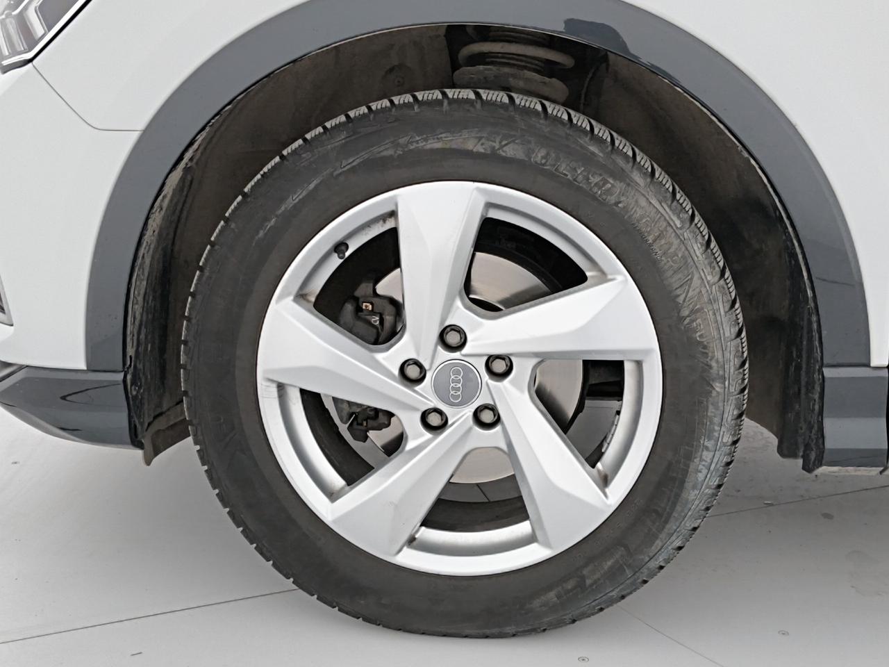 Audi Q3 35 2.0 tdi Business Advanced