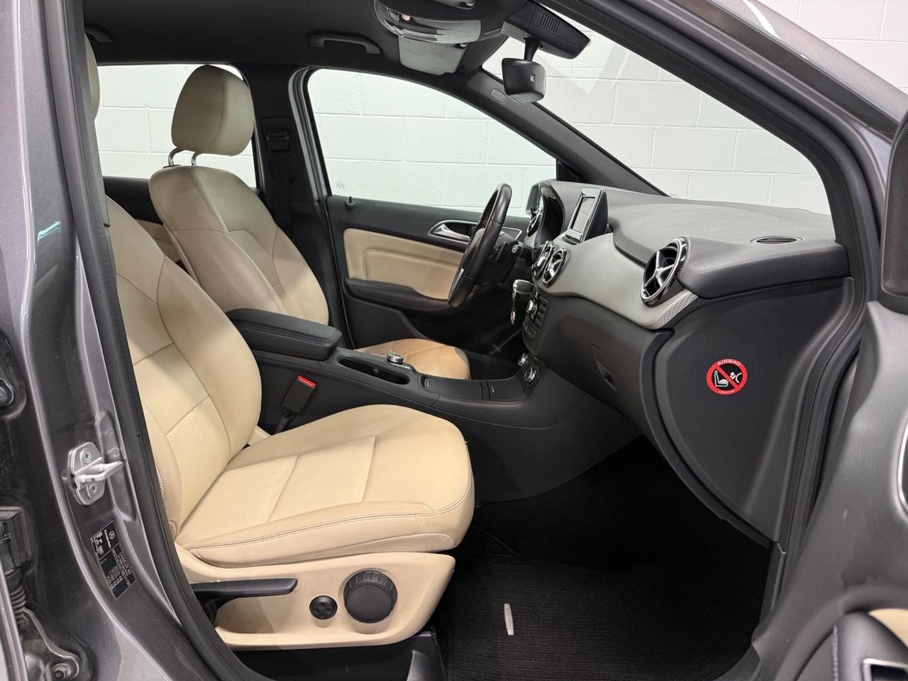 Mercedes-benz B 180 CDI BlueEFFICIENCY Premium