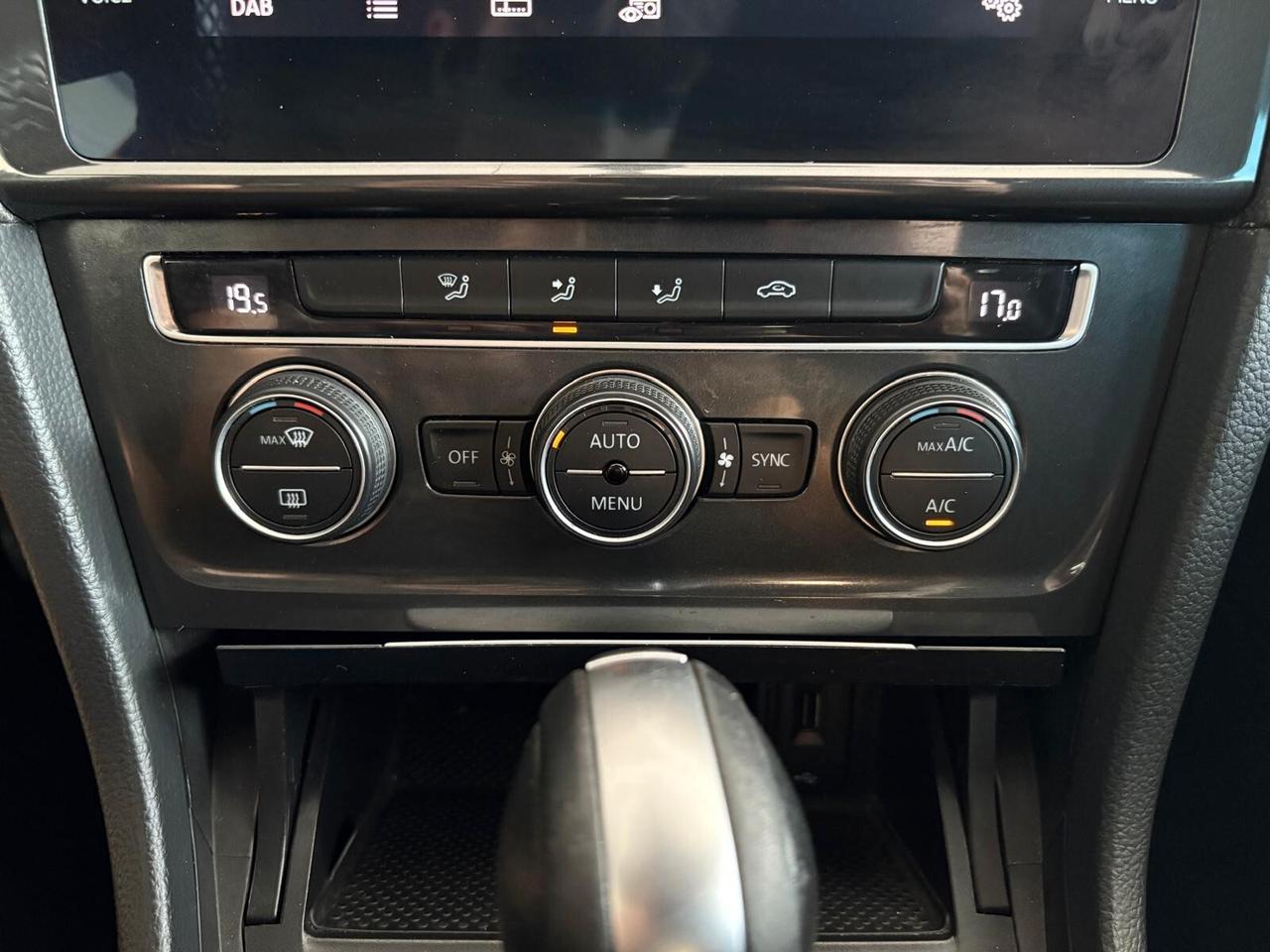 Volkswagen Golf 1.5 TGI 5p. Business BlueMotion Technology
