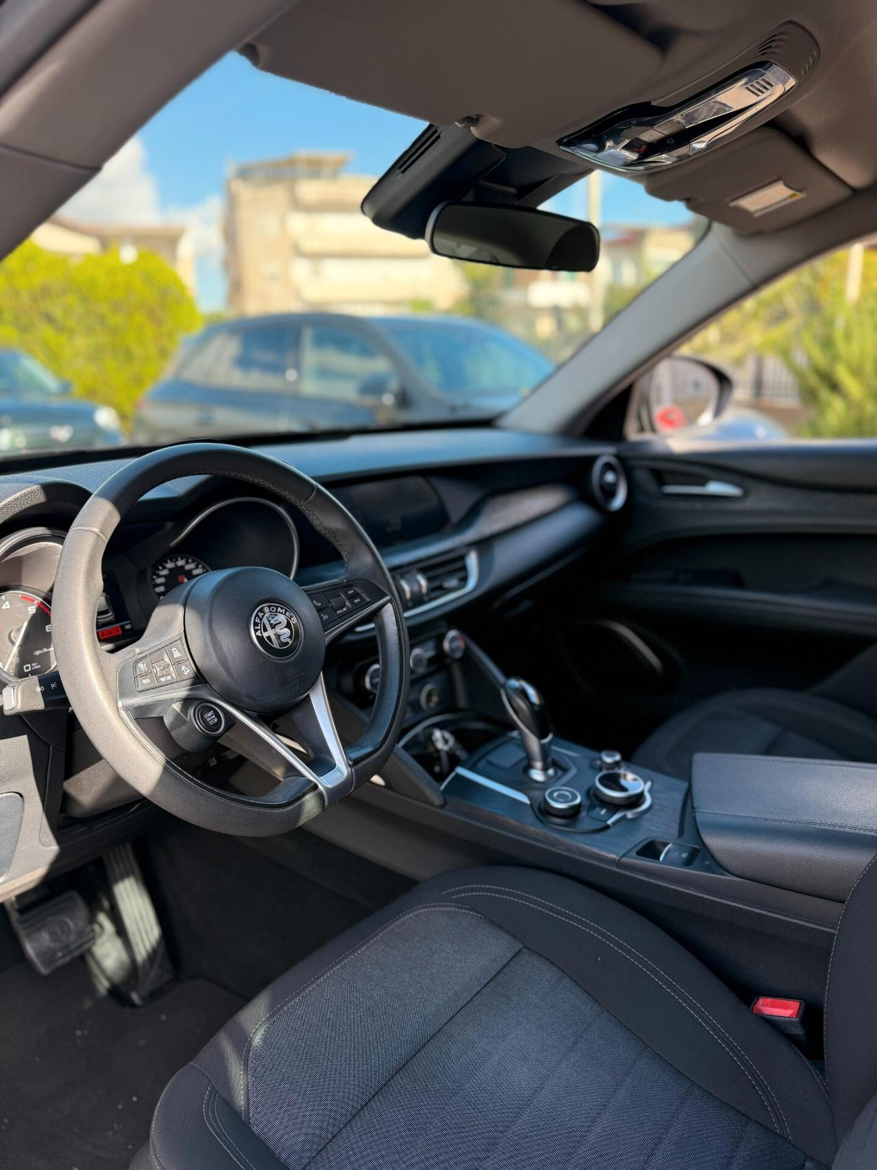 Alfa Romeo Stelvio 2.2 Turbodiesel 190 CV AT8 Q4 Business