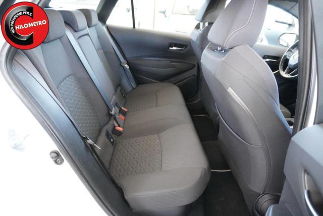 TOYOTA Corolla Touring Sports 2.0 Hybrid Business