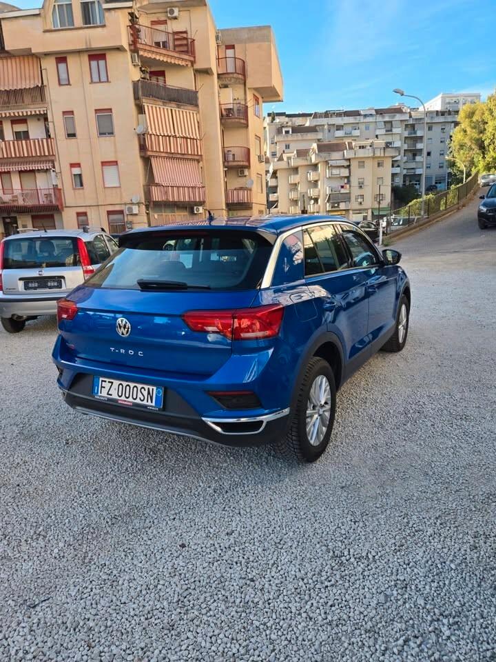Volkswagen T-Roc 1.6 TDI SCR Business BlueMotion Technology