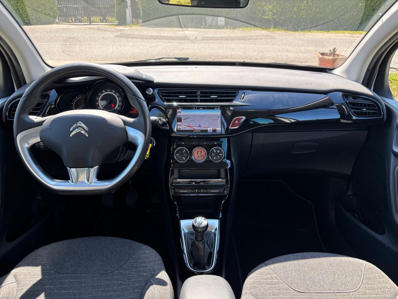 Citroen C3 1.2 82CV Exclusive-12/2015"KM 59.000"