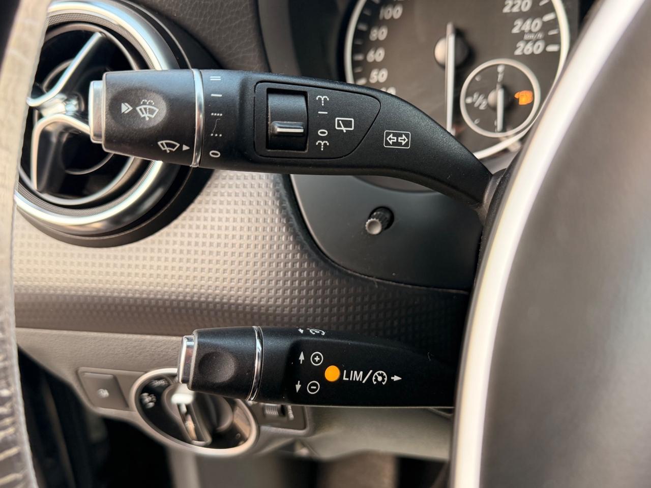 Mercedes-benz A 180 CDI 1.5 dci 109Cv Automatic Sport