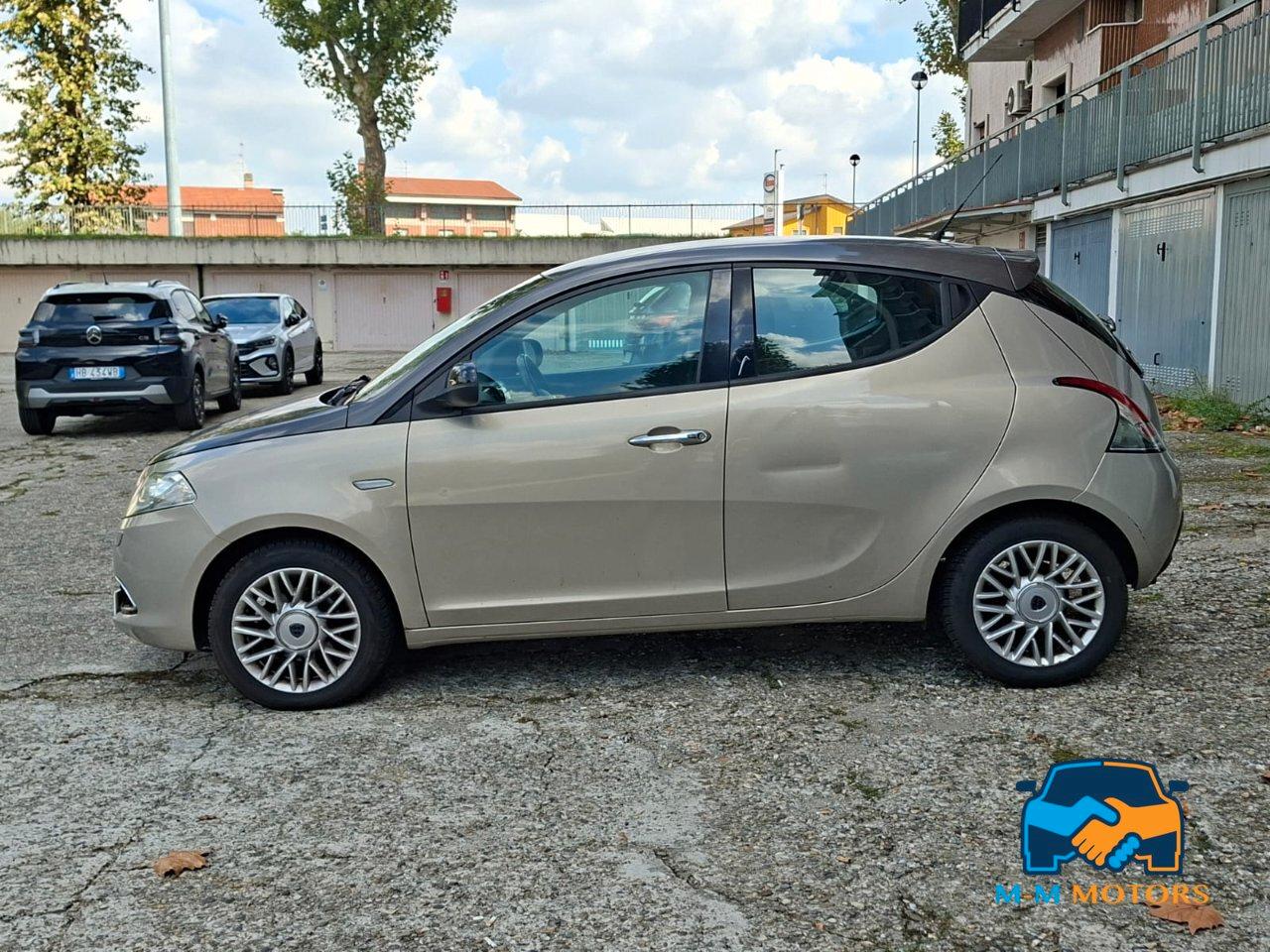 Lancia Ypsilon 5 Porte Ypsilon 1.2 8v Platinum 69cv E6