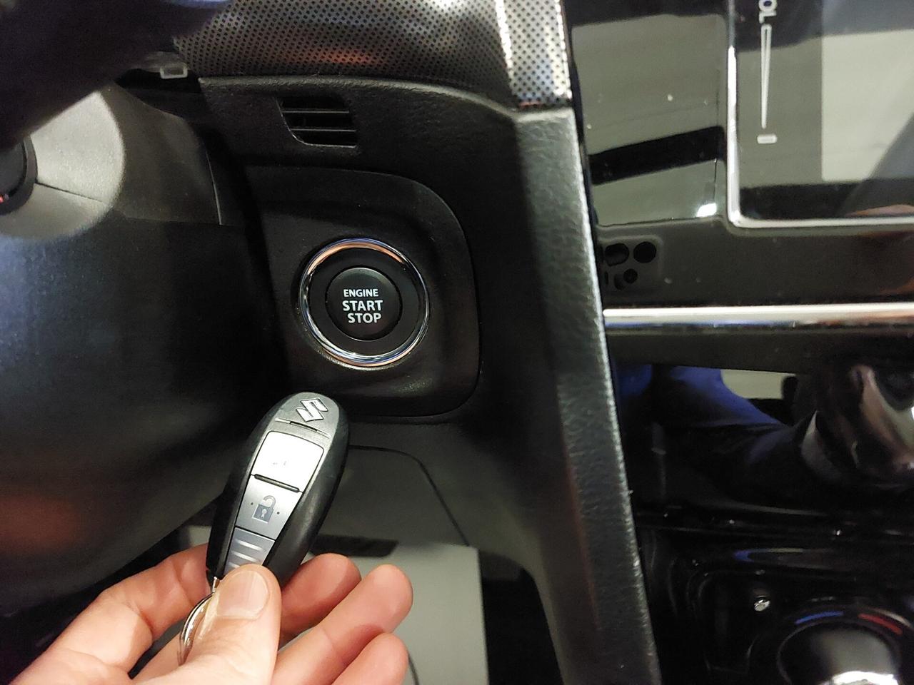 SUZUKI Vitara (2015) Vitara 1.5 Hybrid A/T Star...