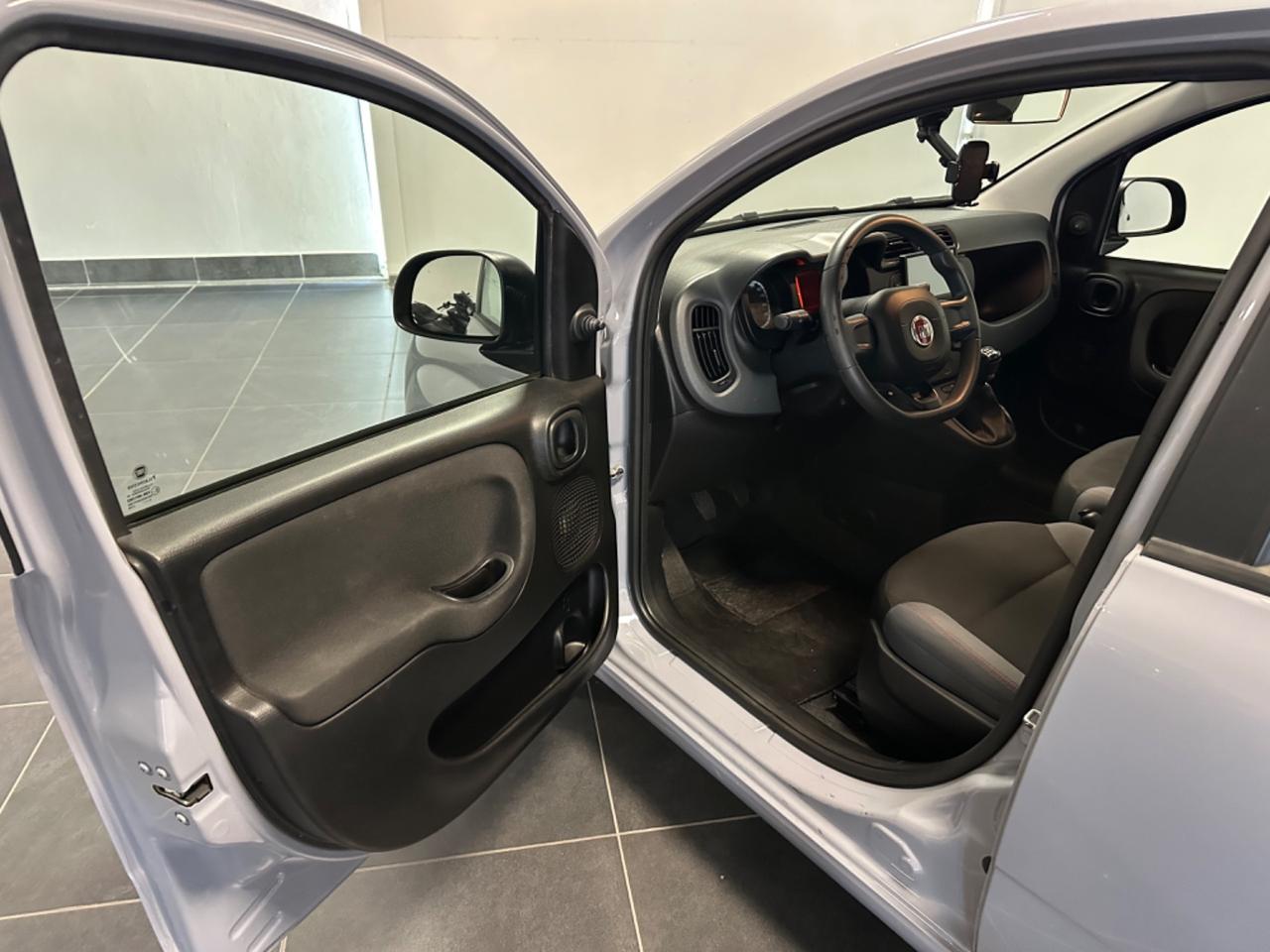FIAT NEW PANDA 1.0 HYBRID 70CV UNIPRO