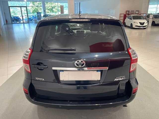 Toyota RAV4 2.2 D-CAT A/T 4WD Style