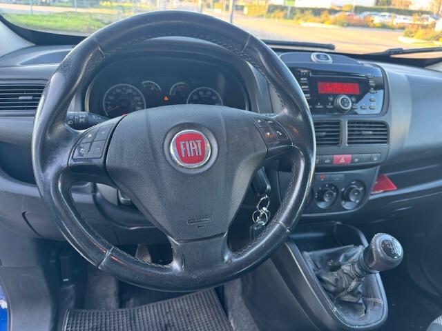 Fiat Doblò 1.4 T-Jet 16V Natural Power Emotion