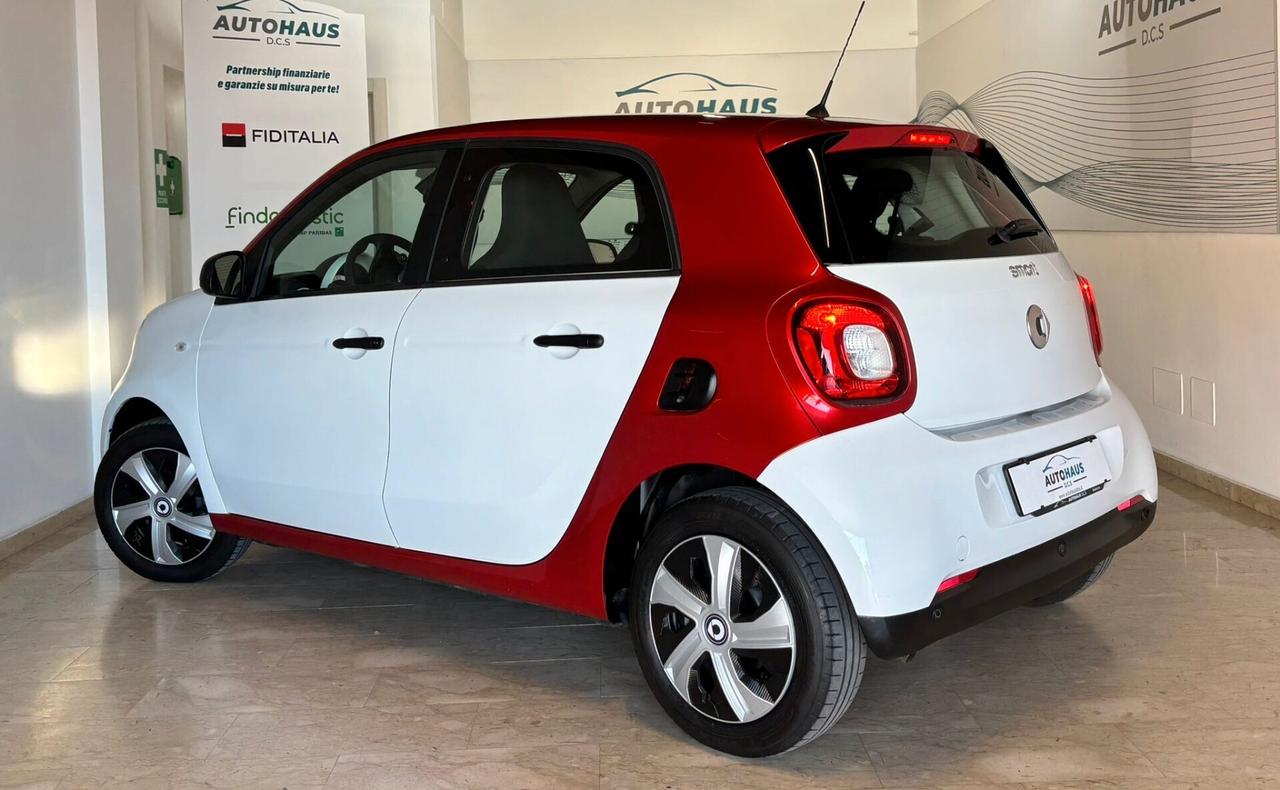 Smart ForFour 1.0 Benzina 71 CV