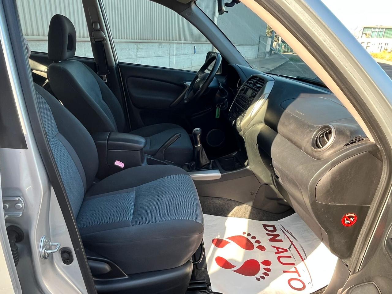 Toyota RAV 4 RAV4 2.0 Tdi D-4D cat 5 porte Sol