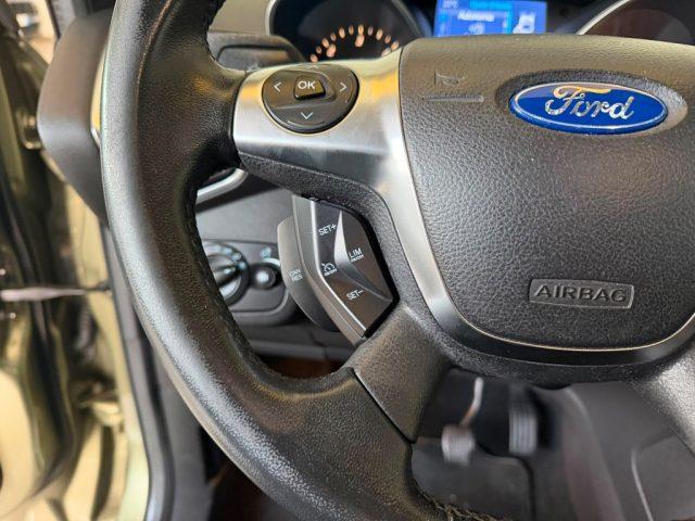 FORD Kuga 2.0 TDCI 140 CV 4WD Titanium