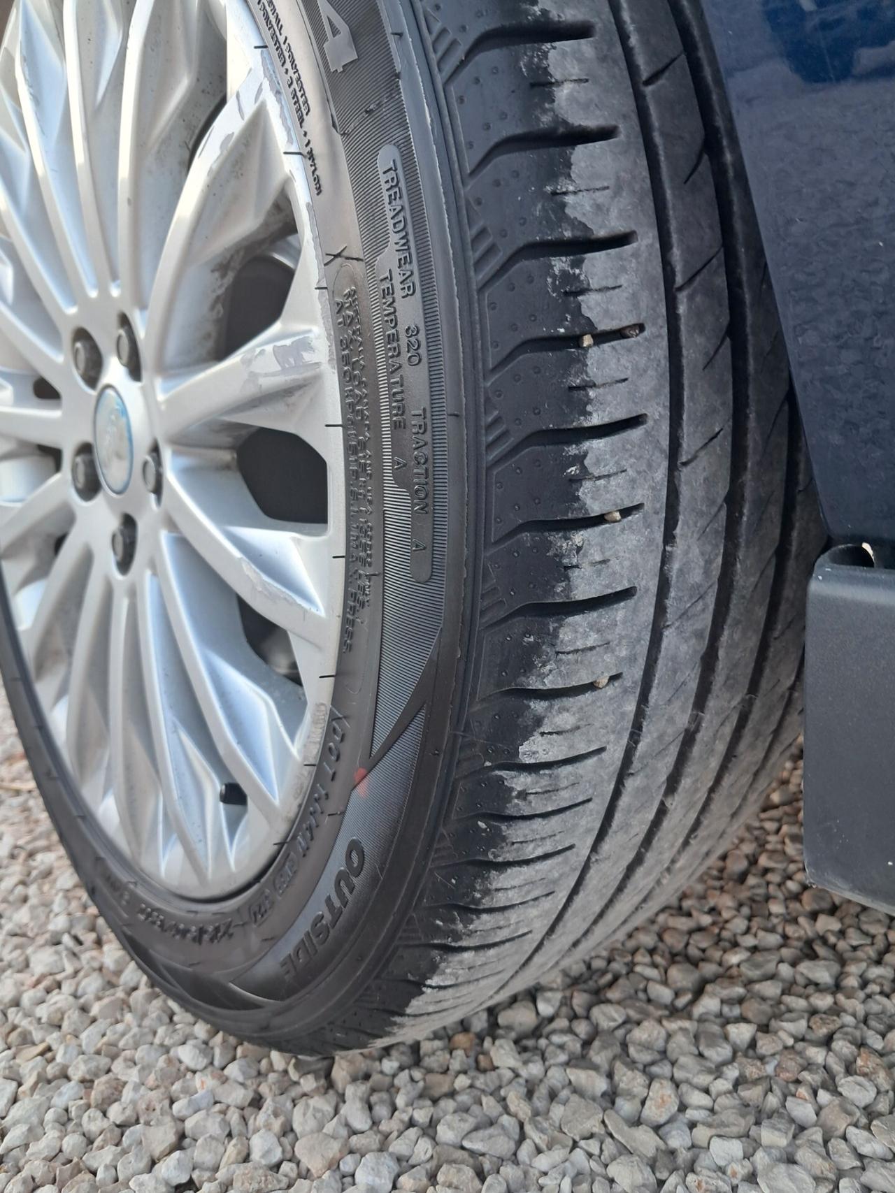 FordC-MAX1.6tdci-115CV-TITANIUM*TETTO*TALECAMERA*