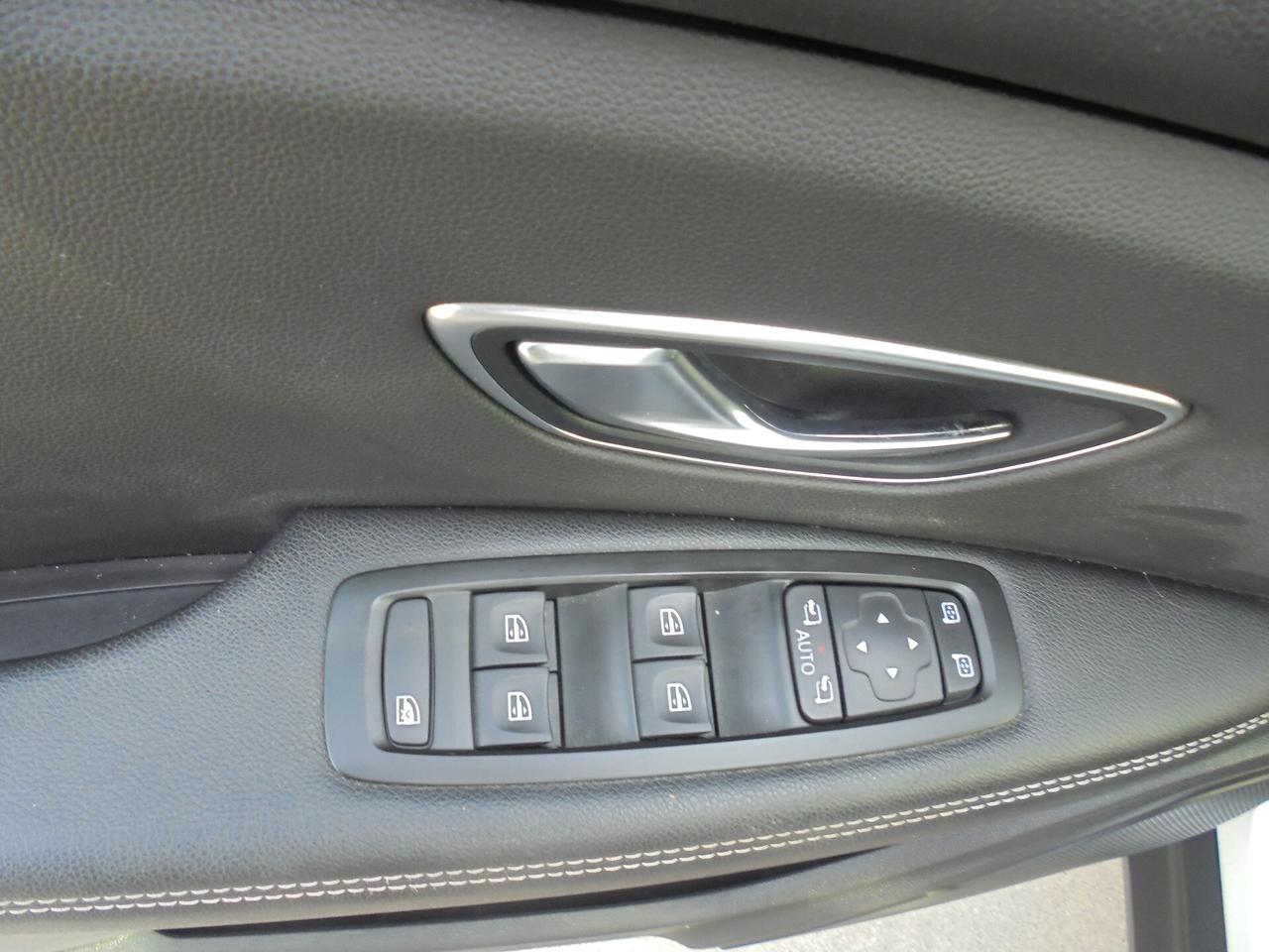 Renault Scenic Scénic dCi 130 CV Energy Sport Edition2