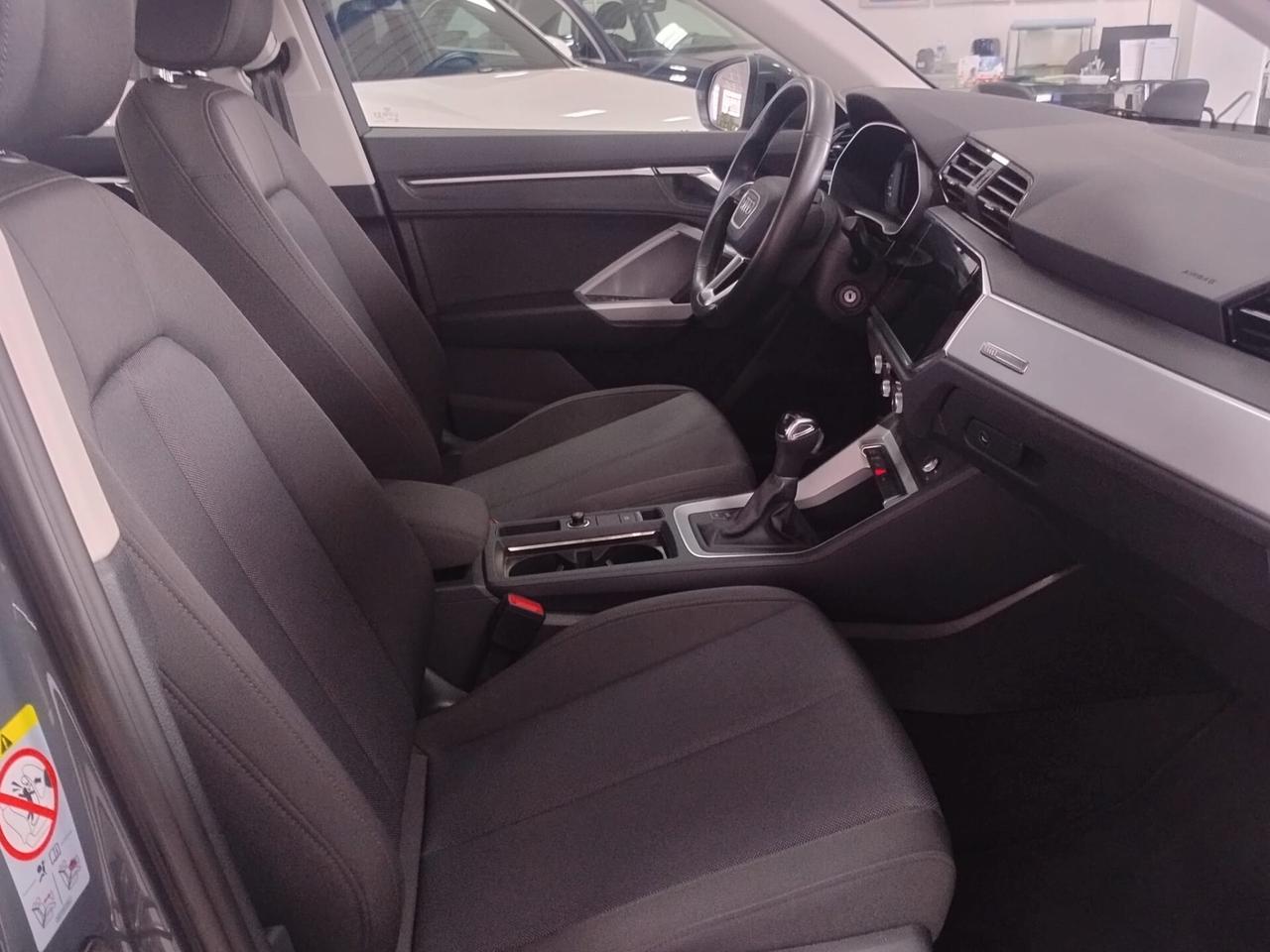 Audi Q3 SPB 45 TFSI e S tronic Business Plus