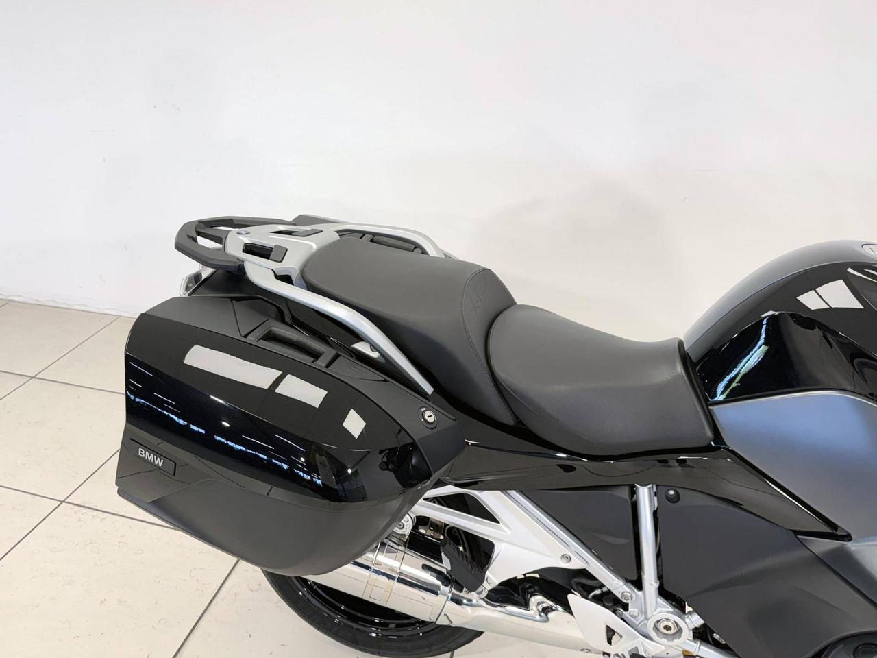 BMW R 1250 RT Triple Black