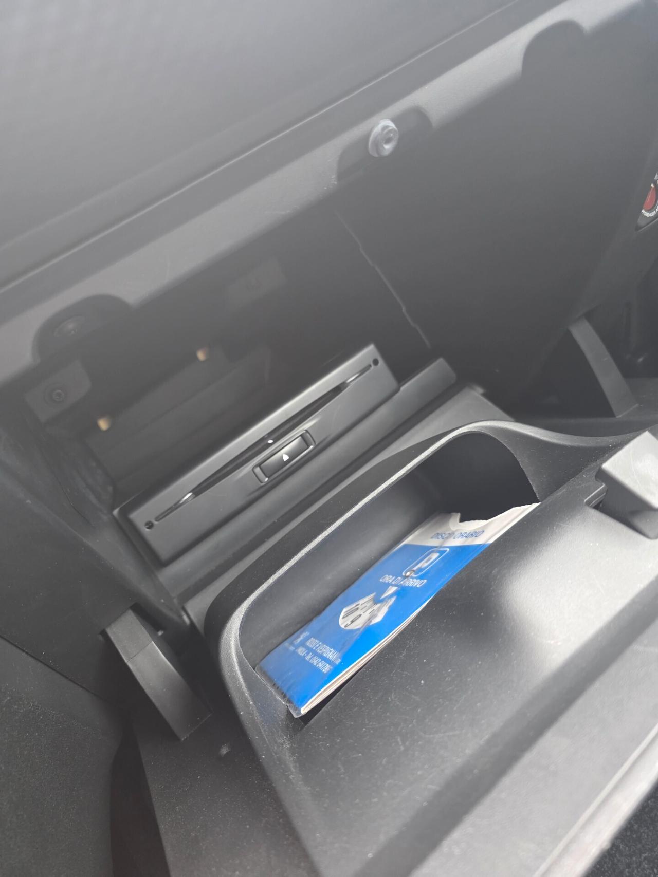 Peugeot 2008 1.6D 120cv uniproprietario perfetta e garantita