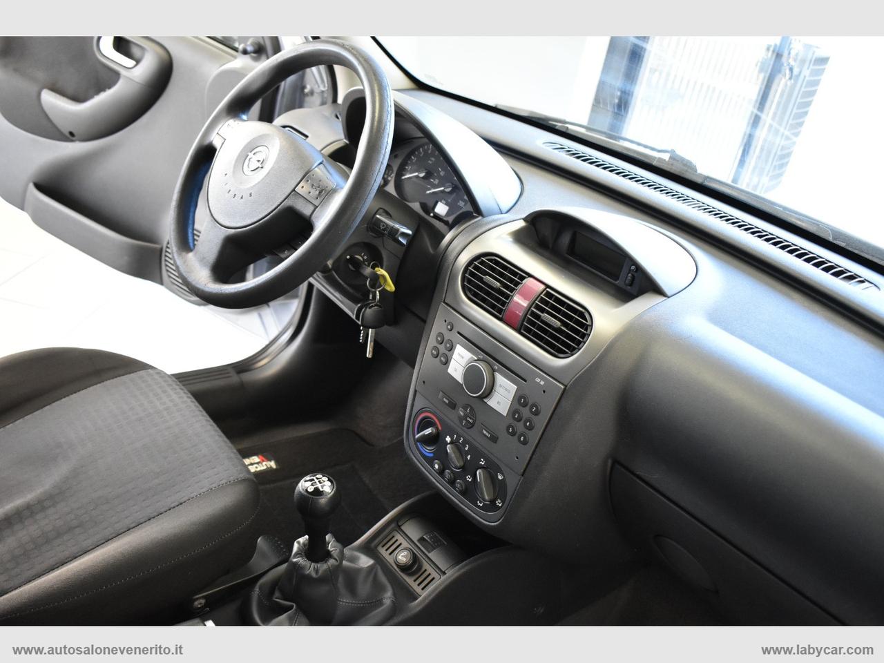OPEL Corsa 1.3 16V CDTI 5p. Sport