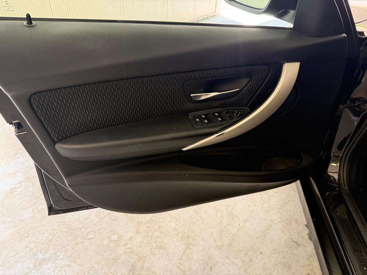 Bmw 320 320d xDrive Touring Business aut.