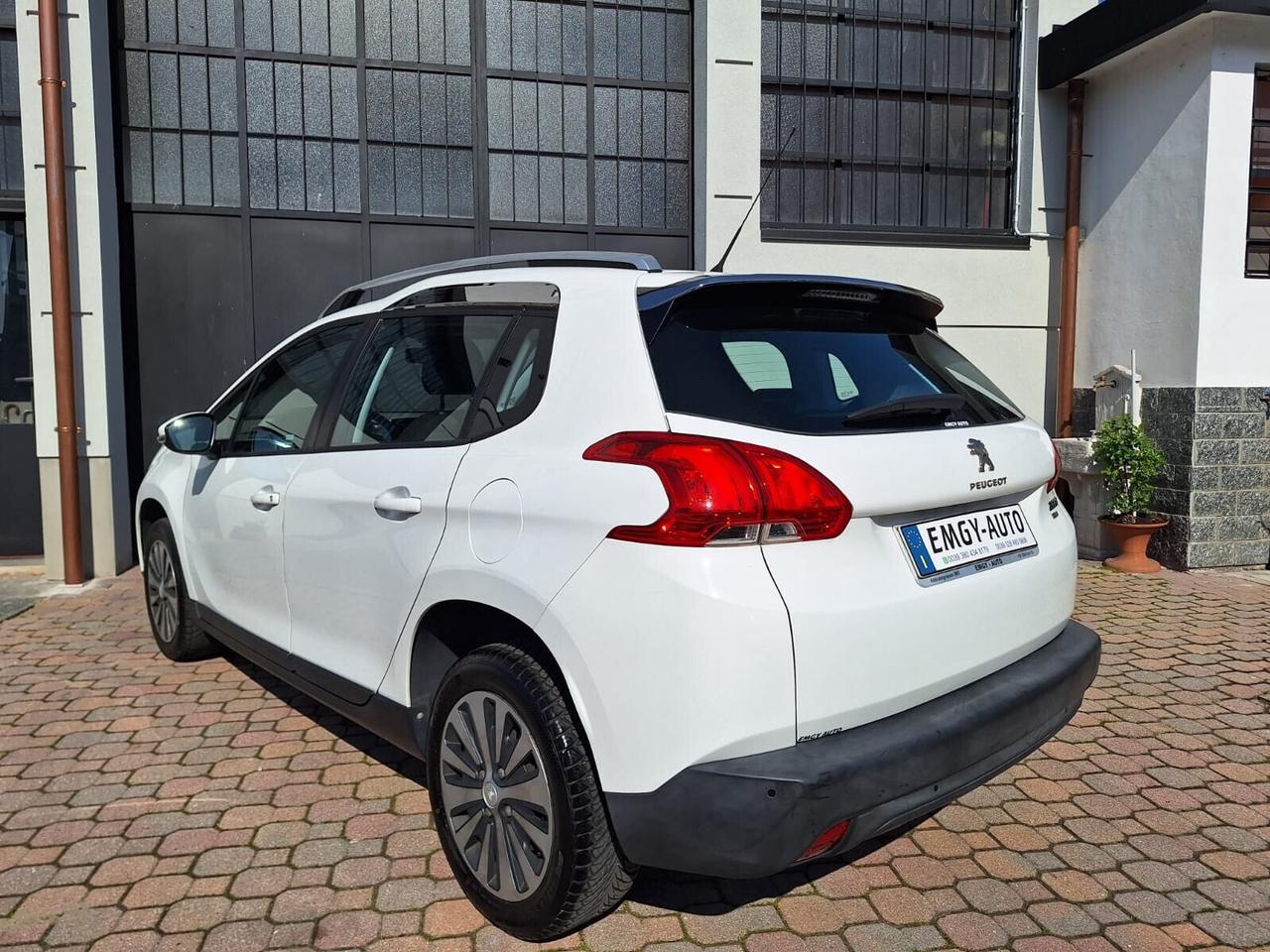Peugeot 2008 1.2 VTi 82CV *AUTOMATICO