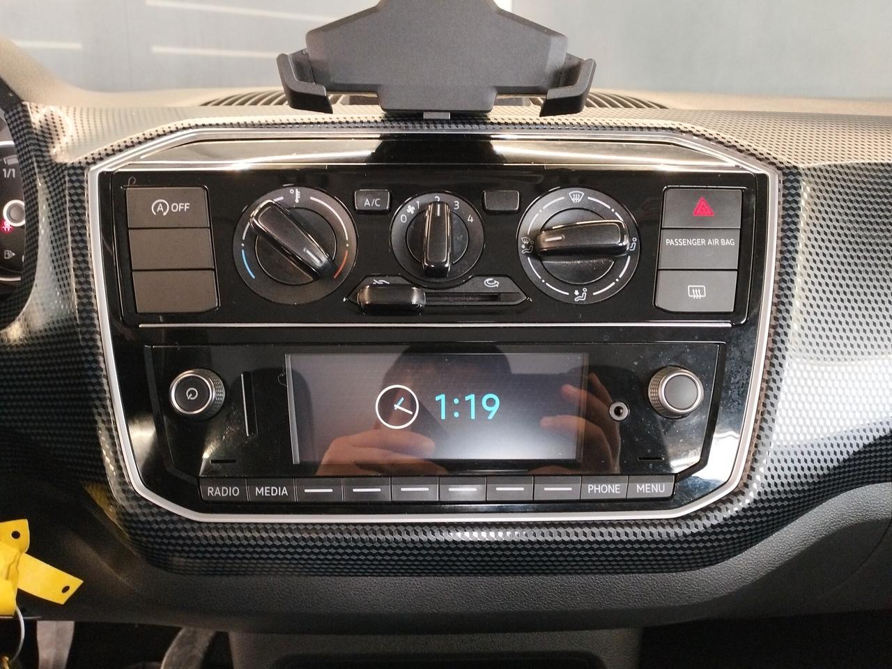 Volkswagen up! 1.0 5p. move BlueMotion Technology - NEOPATENTATI