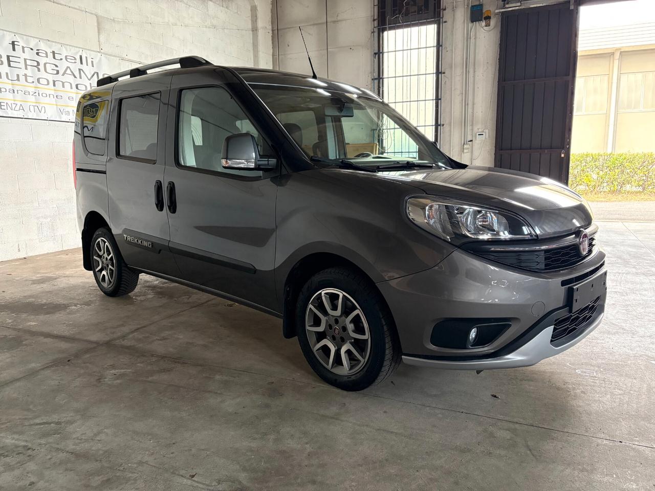 Fiat Doblo TREKKING 1.6 M-Jet 120cv GANCIO TRAINO