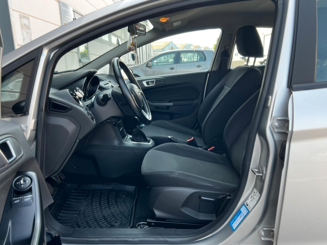 Ford Fiesta 1.5 TDCi 75CV 5 porte