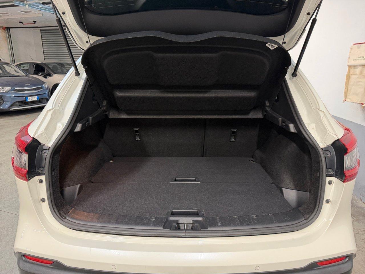 NISSAN QASHQAI 1.2 DIG-T N-CONNECTA