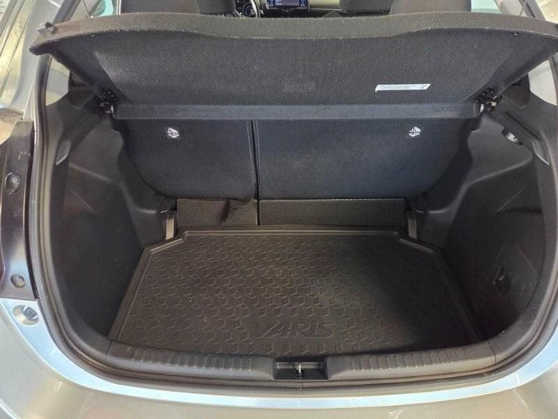 Toyota Yaris 4ª serie 1.5 Hybrid 5 porte Trend