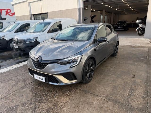 Renault Clio Full Hybrid E-Tech 145 CV 5 porte Engineered