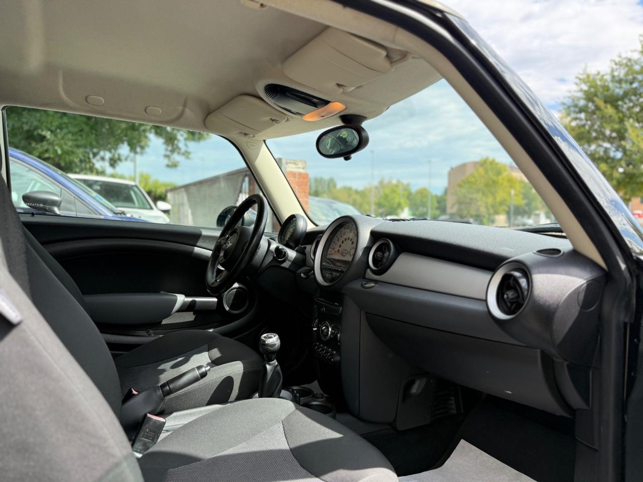 Mini 1.6 16V One D