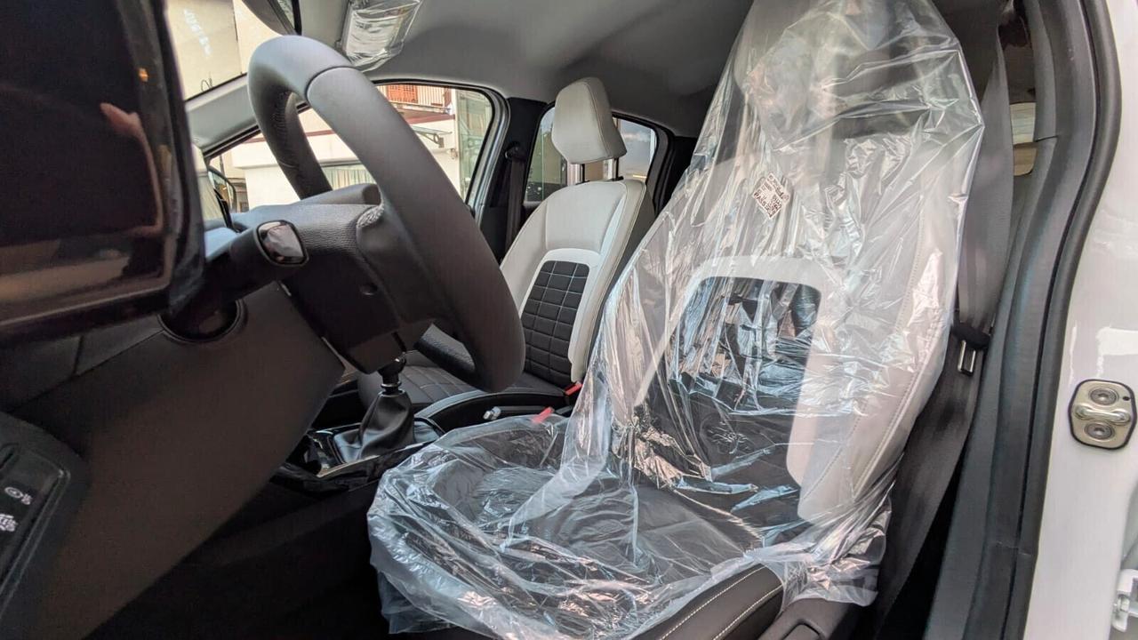 Citroen C3 100 MAX KM0