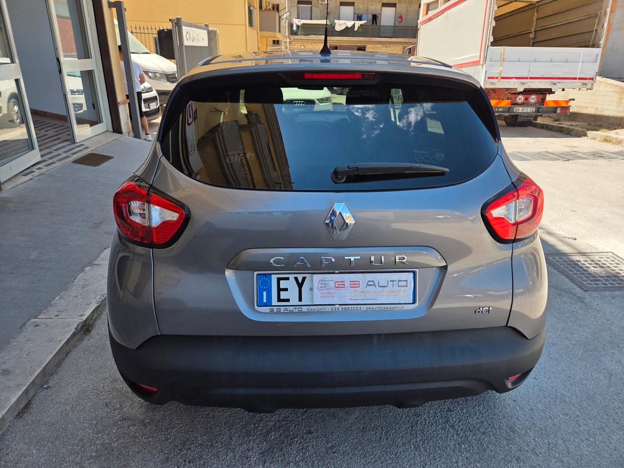 RENAULT CAPTUR 1.5 DCI 90 CV NAVIGATORE KM CERTIFIC