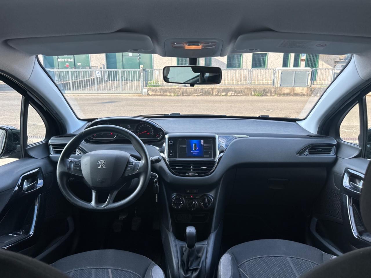 Peugeot 208 1.4 HDi 68 CV 5 porte