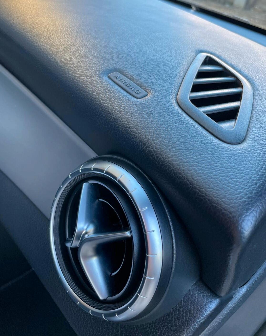 MERCEDES-BENZ CLA AMG Premium200D Dark Night