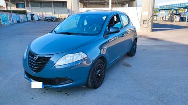 Lancia Ypsilon 1.2 69 CV 5 porte GPL Ecochic Gold NEOPATENTATI - 2015