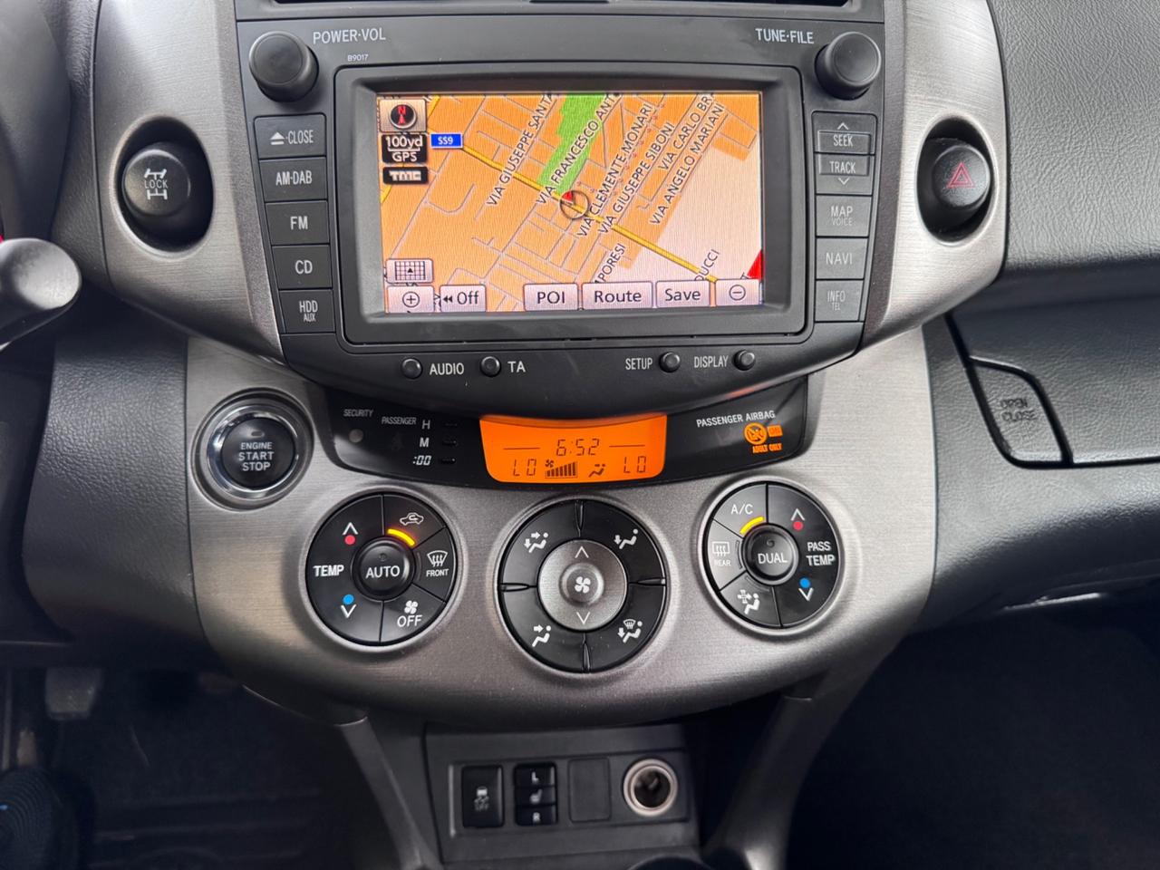 Toyota RAV4 2.2 D-4D 4X4 neopaten garanzia 12 mesi