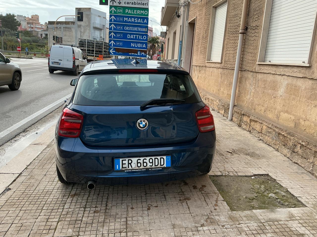 Bmw 116 116d 5p. Urban