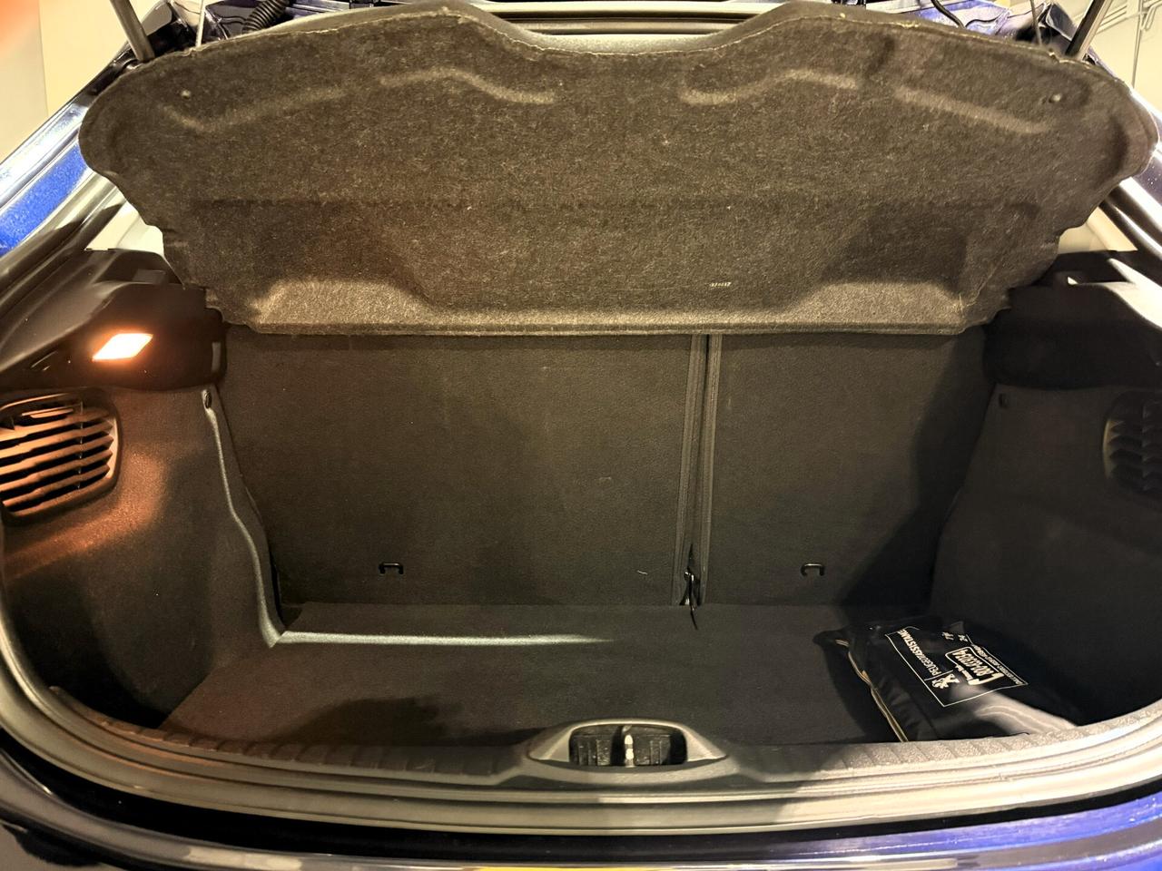 Peugeot 208 1.2 5 PORTE ALLURE 82 CV UNICO PROPRIETARIO