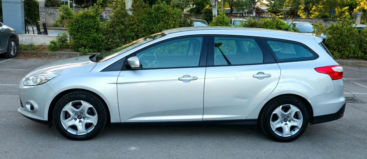 Ford Focus Gpl se garantita 12 mesi ok neopatentati