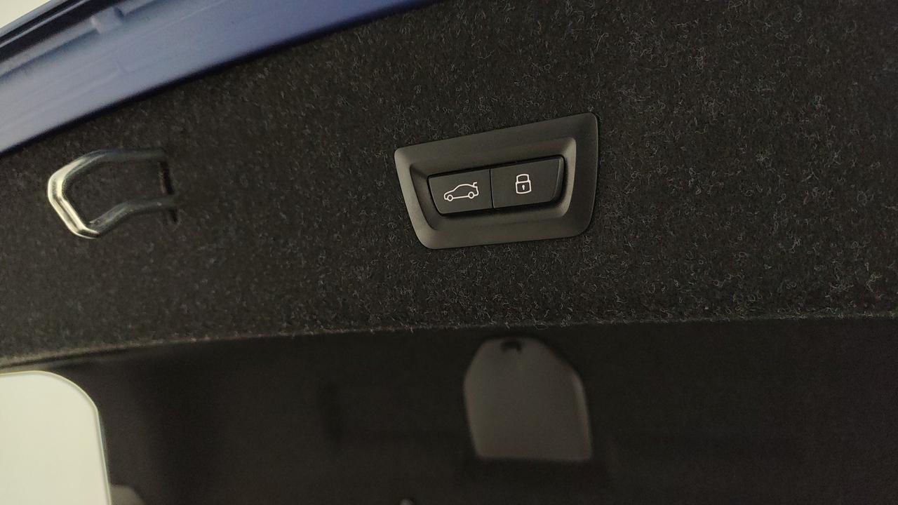 BMW M3 G80 LCI 2024 Berlina - M3 3.0 Competition xdrive auto