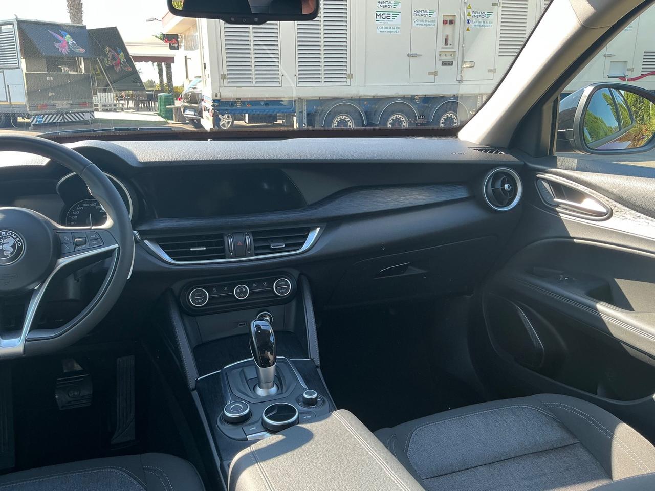 Alfa Romeo Stelvio 2.2 Turbodiesel 160 CV AT8 RWD 2019