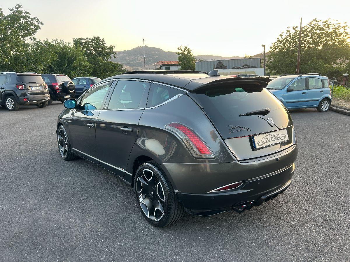 LANCIA - Delta - 1.9 MJT Twinturbo DPF Platino tetto navi telecamera