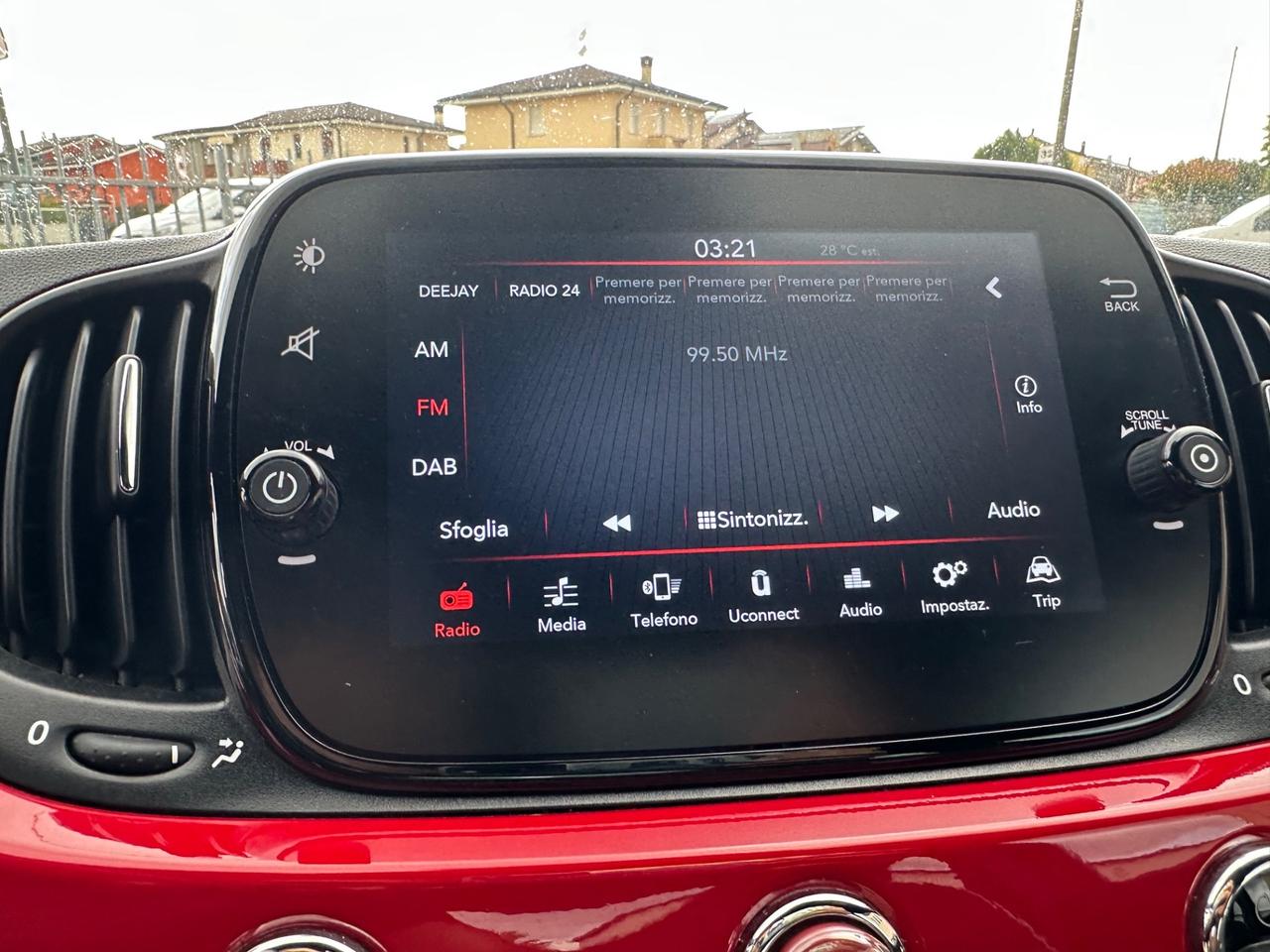 Fiat 500 1.0 Hybrid Connect