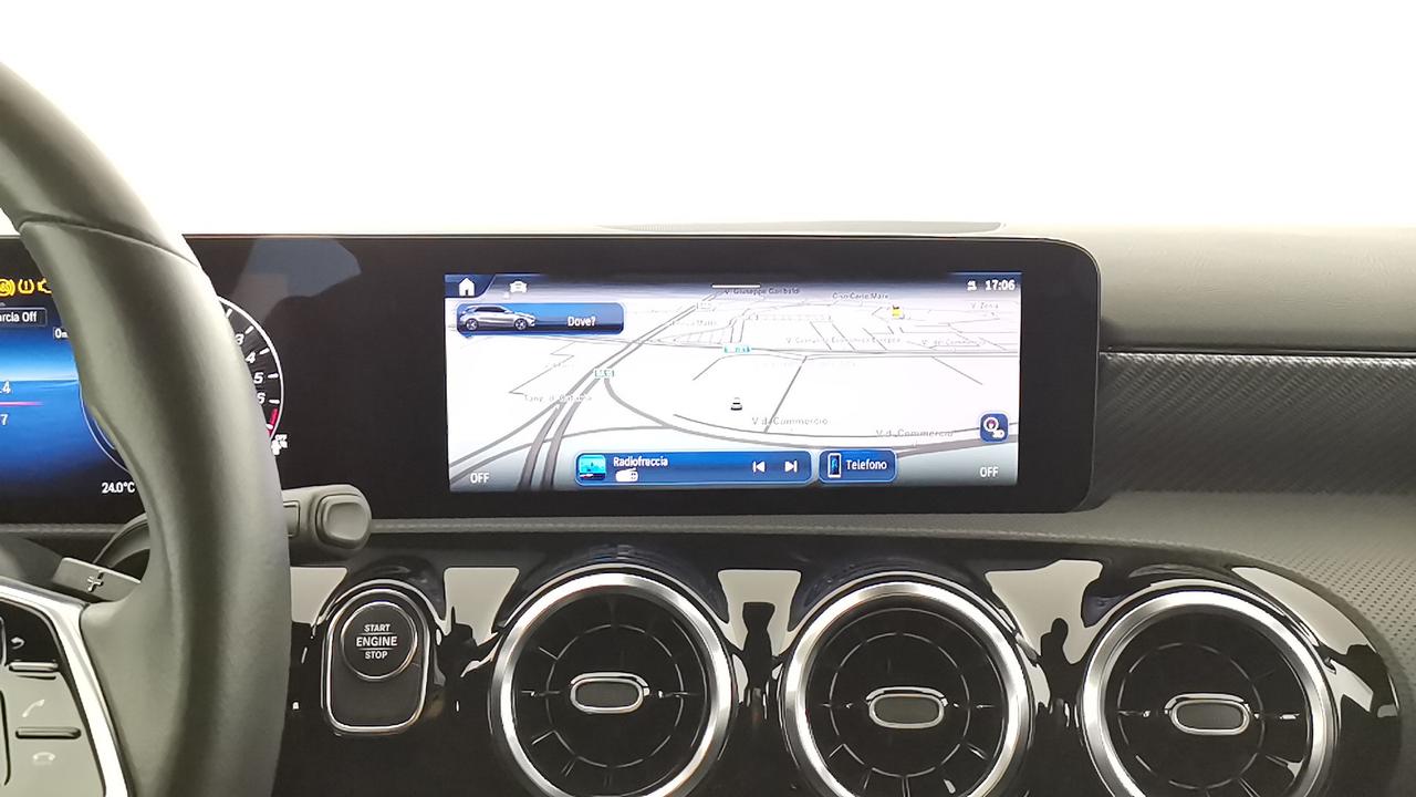 Mercedes-Benz Classe A - W177 2023 - A 250 e phev Progressive Advanced auto