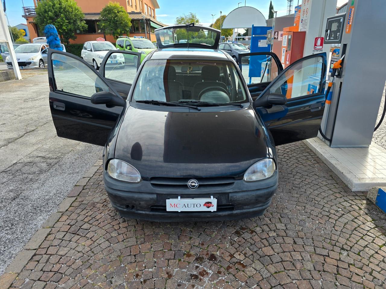 Opel Corsa 1.2i cat 5 porte con 242.000km NEOPATENTATI ok