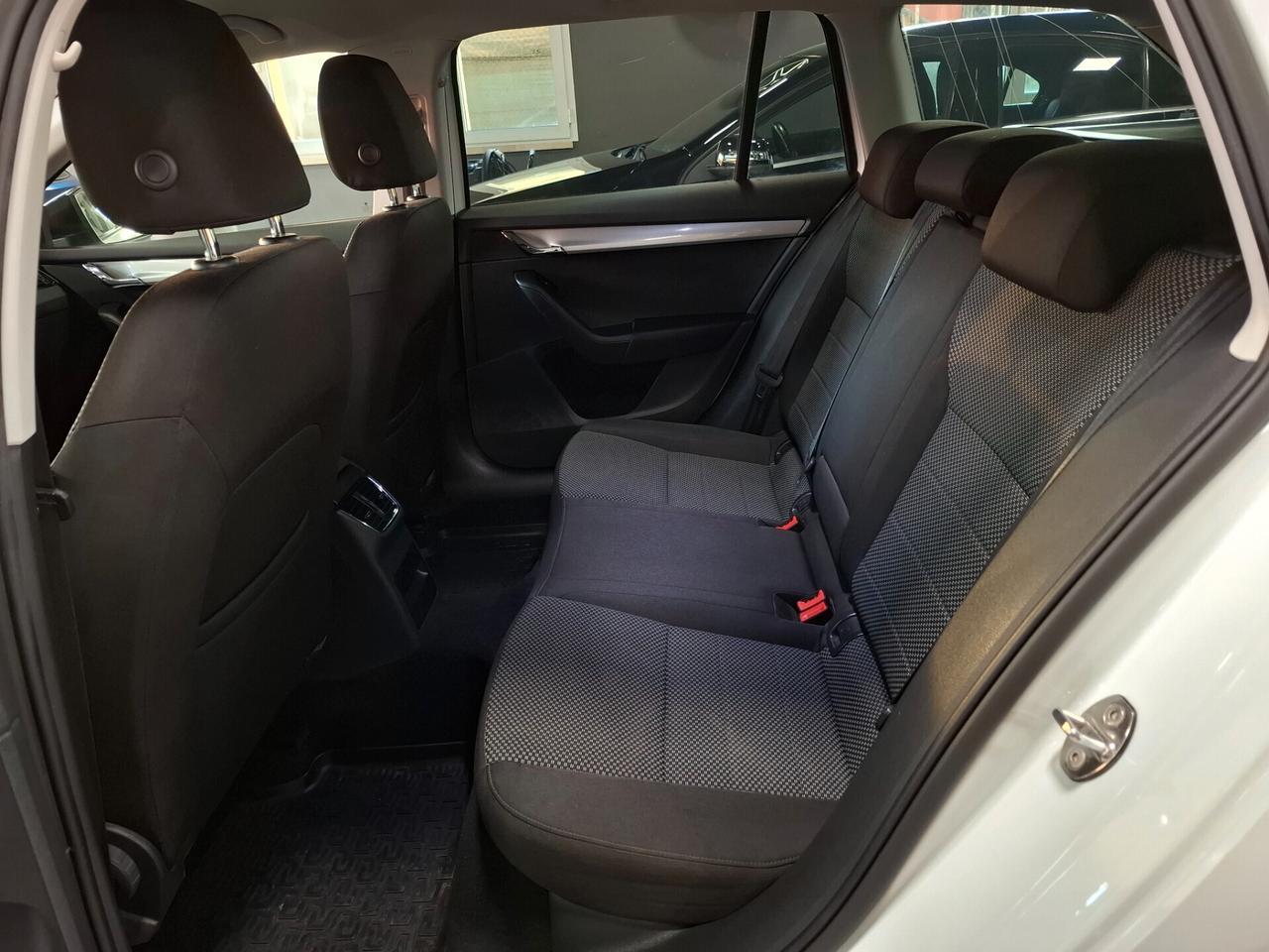 Skoda Octavia 1.6 TDI NEOPATENTATO