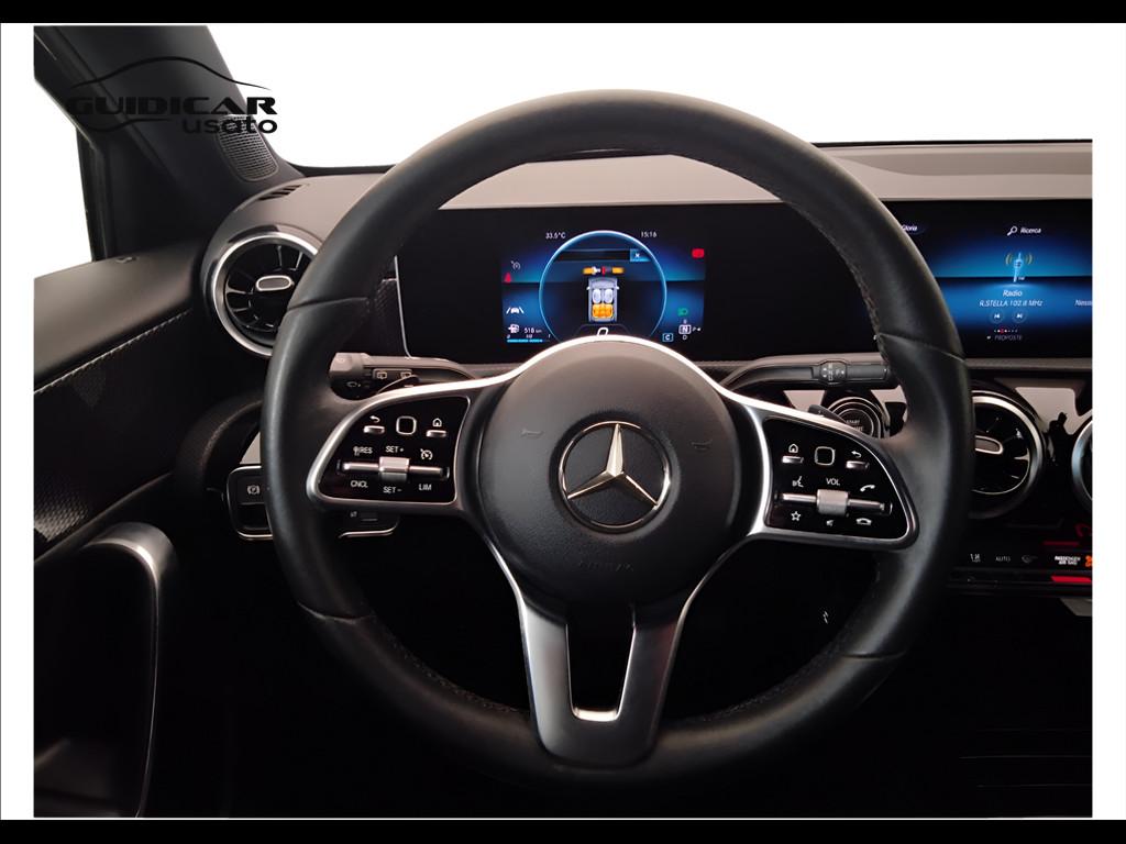 Mercedes-Benz Classe A - W177 2018 - A 180 d Sport auto