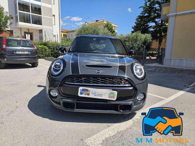 MINI Cooper SD 2.0 Cooper SD aut. 5 porte