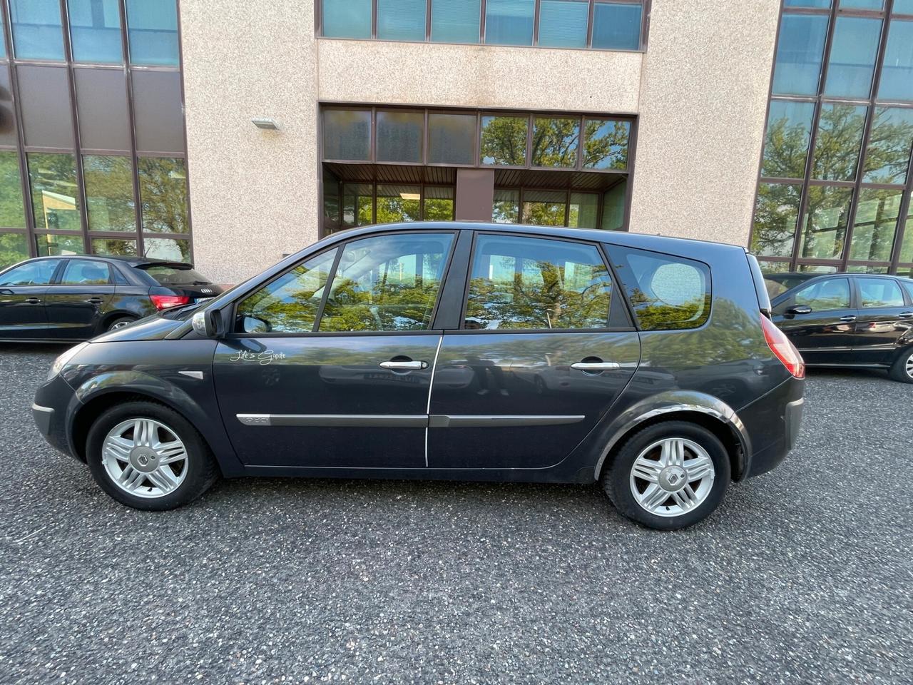 Renault Scenic Scénic 1.9 dCi Luxe Dynamique